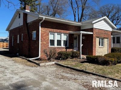 1611 W Monroe St, Springfield, IL, 62704
