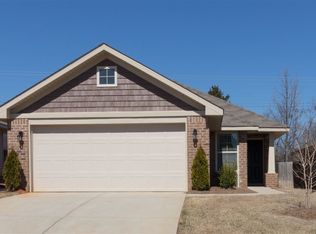 116 Pitts Griffin Dr, Madison, AL 35756