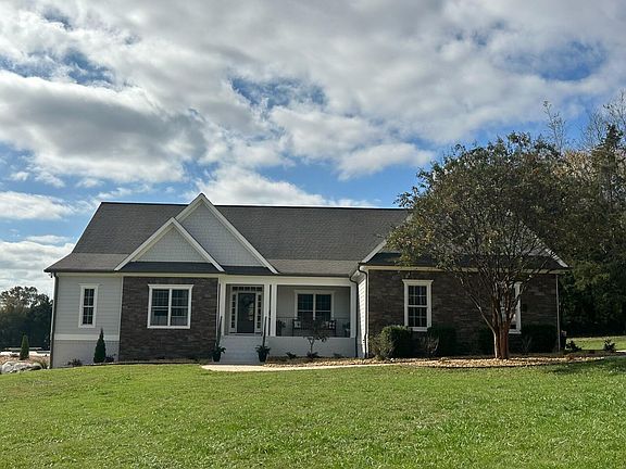 3rd image of 9003 Dovetail Ln