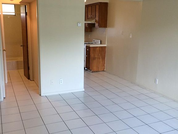 3rd image of 17040 Yukon Ave APT 7