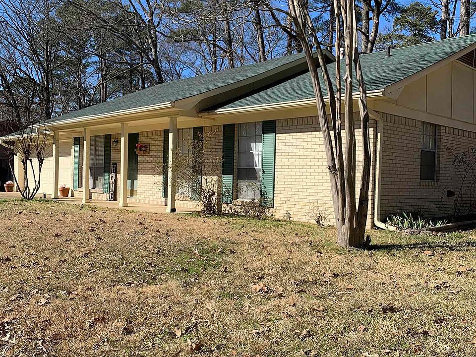 1st image of 1912 Fairmont Dr