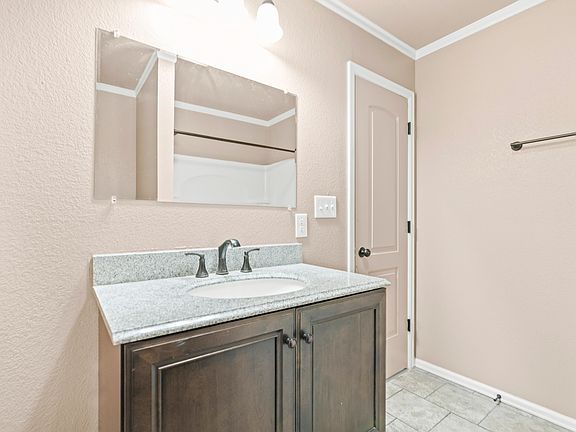 4th image of 10001-508 W Panther Way