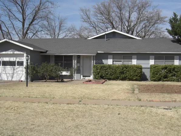 3002 W 18th St, Plainview, TX 79072