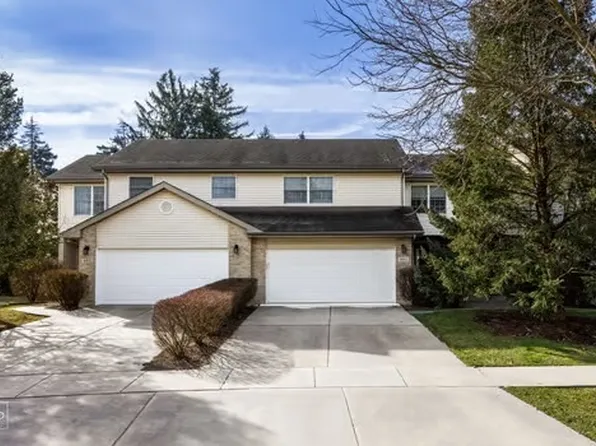 1015 Claremont Dr, Downers Grove, IL 60516