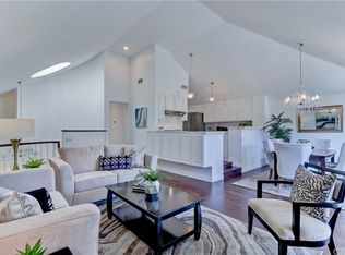 2463 Irvine Ave APT E2, Costa Mesa, CA 92627