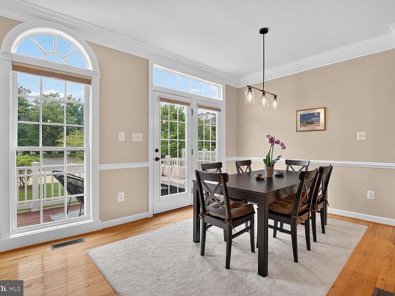 4th image of 58 Sharpstead Ln