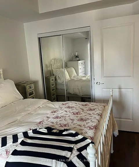 1430 Yonge St #203 — Photo 13