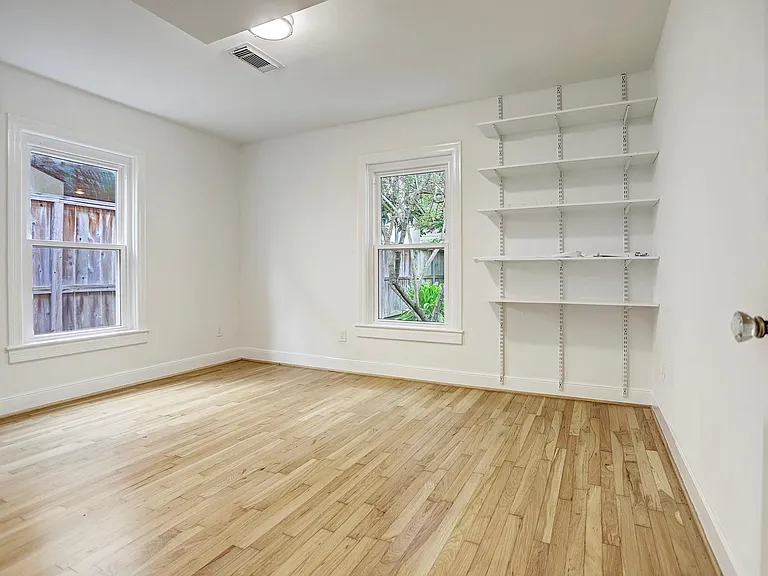 3919 Amherst St — Photo 10