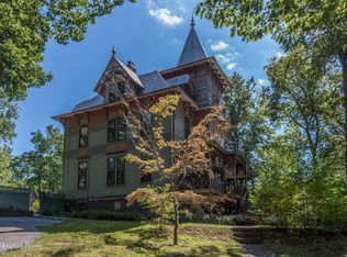 115 Central Ave, Sea Cliff, NY 11579