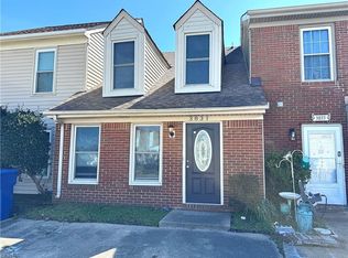 3831 Buchanan Dr, Virginia Beach, VA 23453