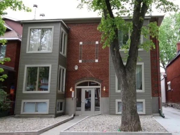 173 Florence St #6, Ottawa, ON K1R 5N3