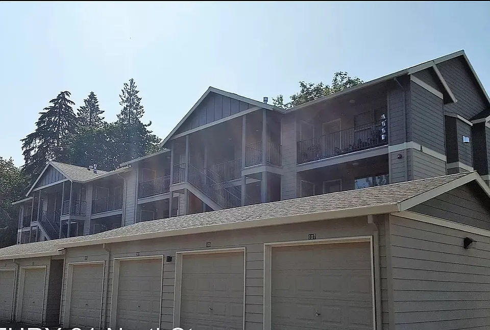 TUPPER HILL APARTMENTS