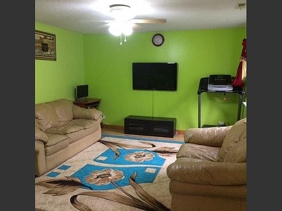 4th image of 4653 Whitney Dr