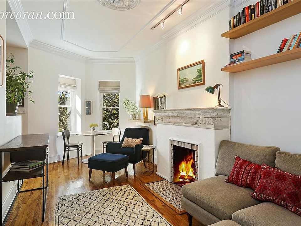 1st image of 659 De Graw St #4