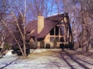 1415 Lake Rd, Youngstown, NY 14174