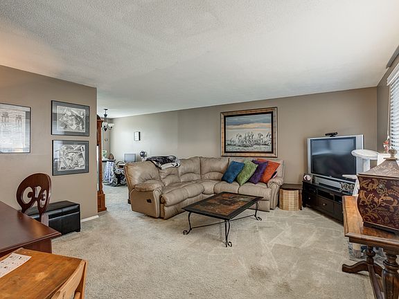 5th image of 4599 Pine Dr