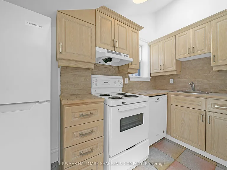 12 Foxbar Rd #3 — Photo 14