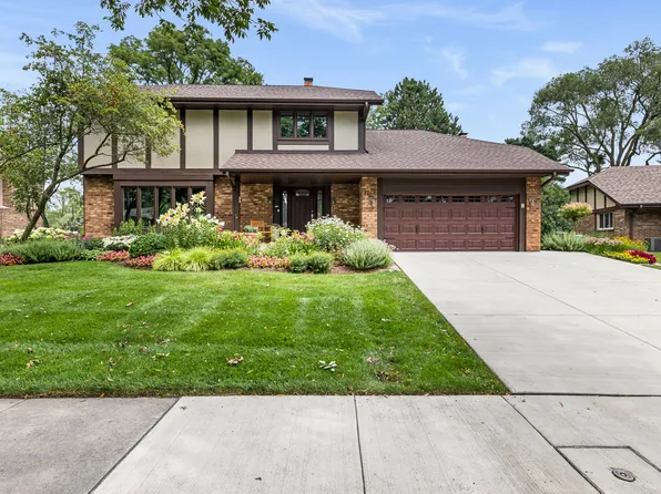 1260 Andrus Ave, Downers Grove, IL 60516