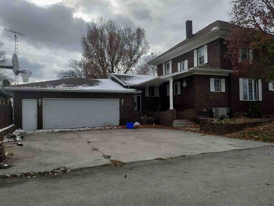 404 S Bill St, Francesville, IN 47946 Zillow