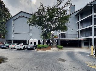 407 Granville Ct, Sandy Springs, GA 30328