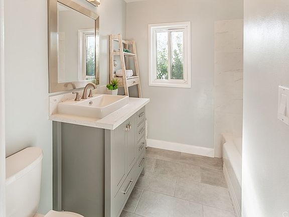 5th image of 13649 Greenstone Ave