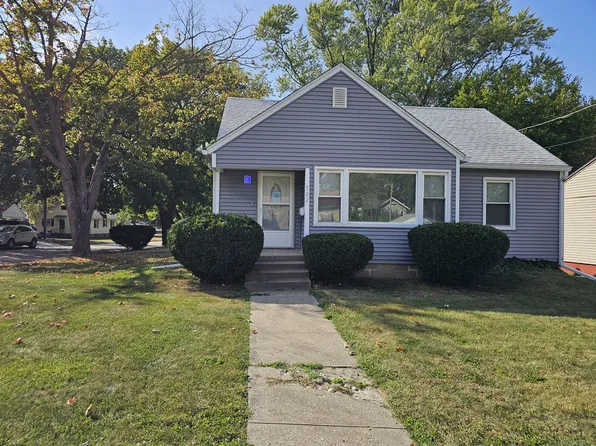 702 N Independence Ave, Rockford, IL 61101