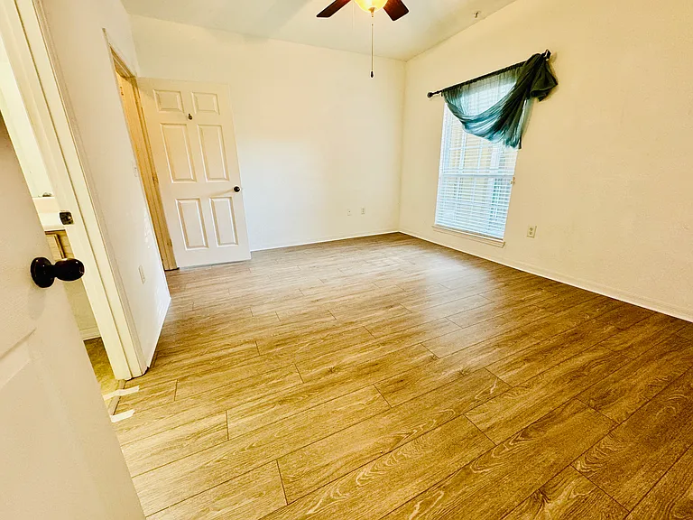7800 Point Meadows Dr #1117 — Photo 6