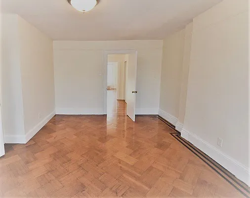 Rented by Brooklyn Heights Real Estate Inc | media 7