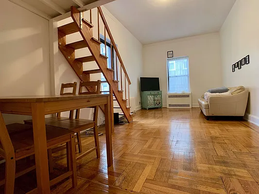 Rented by Building Equity Real Estate LLC | media 14