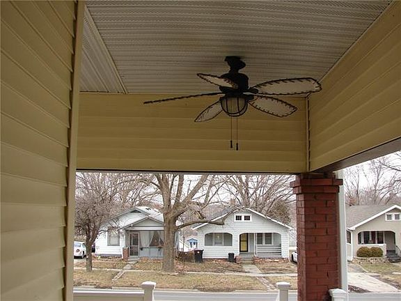 5th image of 3208 Mitchell Ave