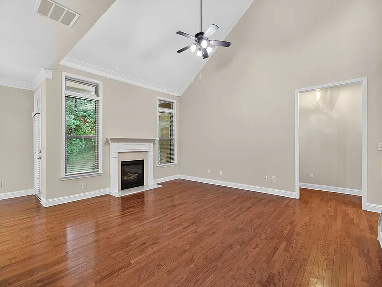 2935 Whitfield Ave — Photo 34