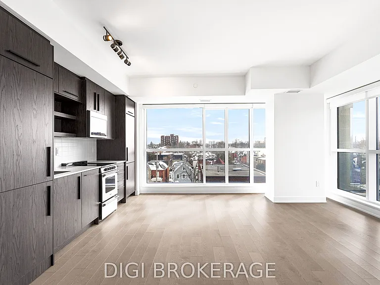 560 Rideau St #703 — Photo 8