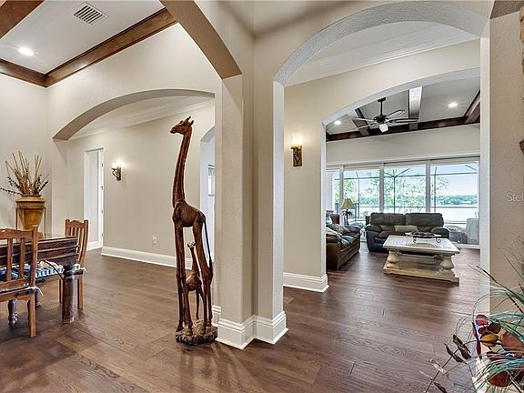 5th image of 1840 Woodpointe Dr