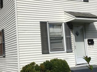 336 Delaware Cir, Newark, DE 19711