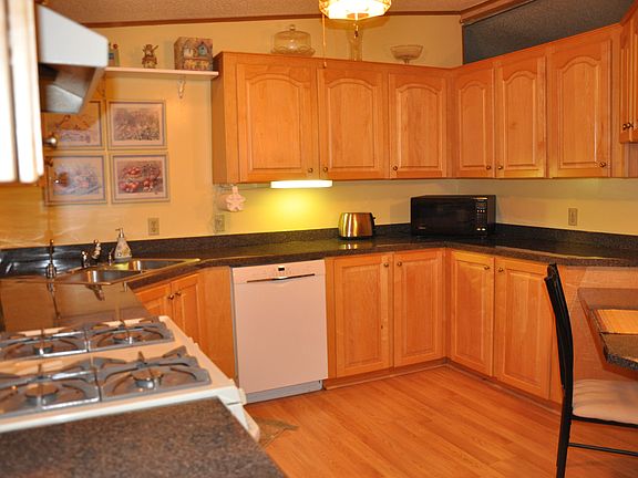 5th image of 2929 Sun Cove Dr