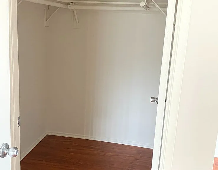 1441 N Edison Blvd — Photo 14