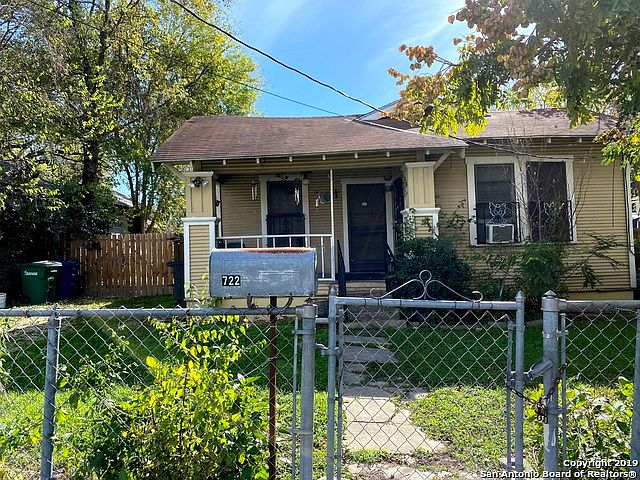 1st image of 722 W Hollywood Ave