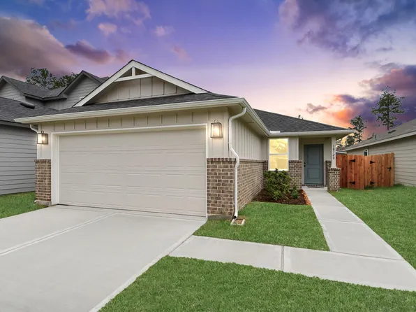 18720 Loom Dr, Conroe, TX 77306