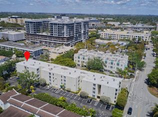 5838 SW 74th Ter APT 317, South Miami, FL 33143