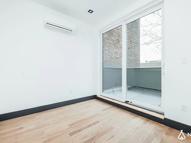 1079 Carroll St #3B — Photo 6
