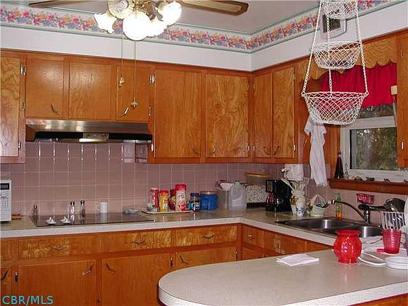 4th image of 544 Tammy Cir