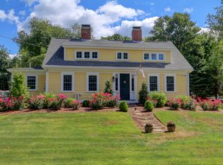 273 Pond St, Franklin, MA 02038