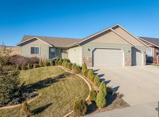 5017 Misty Woods Ln, Rapid City, SD 57701