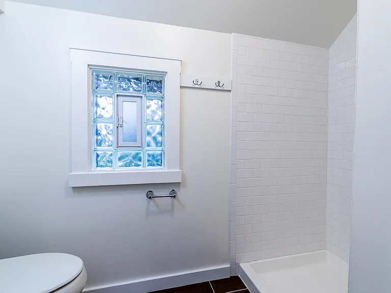 908 Fruit Ave #UP — Photo 6