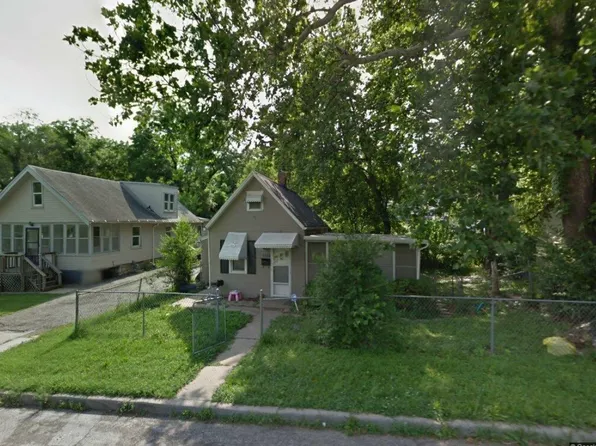 5304 Agnes Ave, Kansas City, MO 64130