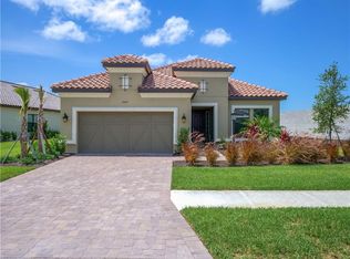 5405 Bartolomeo St, Sarasota, FL 34238
