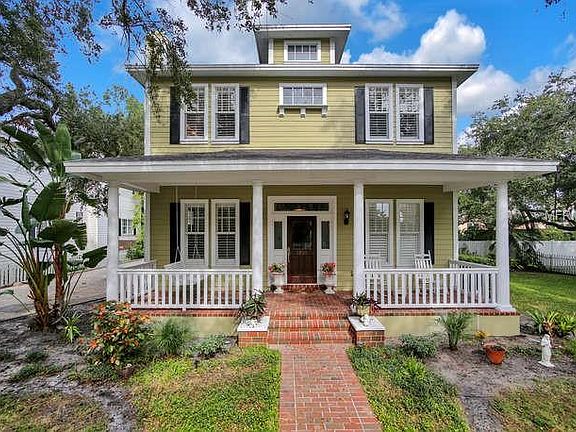 3rd image of 2805 Old Bayshore Way