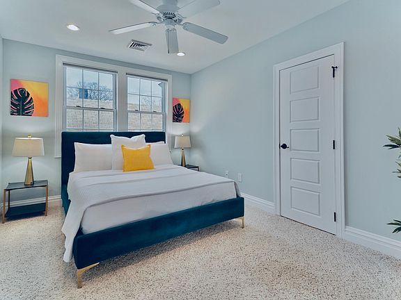 5th image of 104 E Wyoming Ave #2