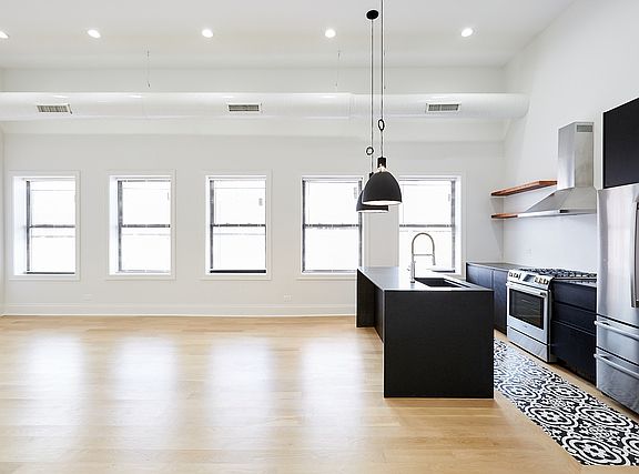 2nd image of 3435 W Fullerton Ave #1W
