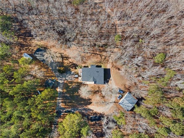 4941 N Helton Rd, Winston, GA 30187
